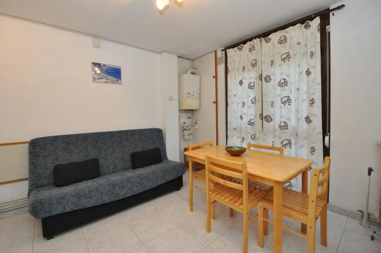 Apartment Bond Lloret de Mar Spain